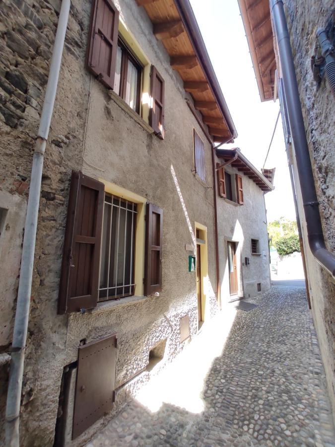 La Casa A Chiocciola Between Lake And Mountains 리에르나 외부 사진